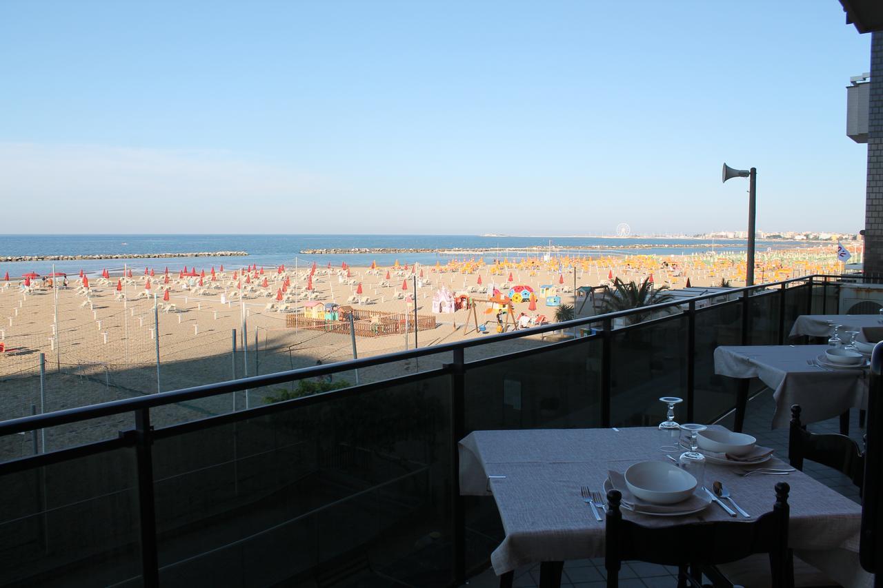Hotel Gin Rimini Exterior photo
